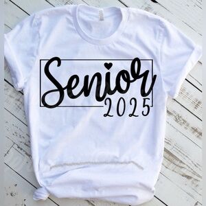 SENIOR 2025 tee